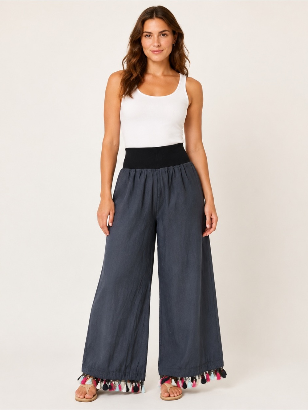 Michael Stars off black / gray Cropped loose pants SZ SMALL NWT